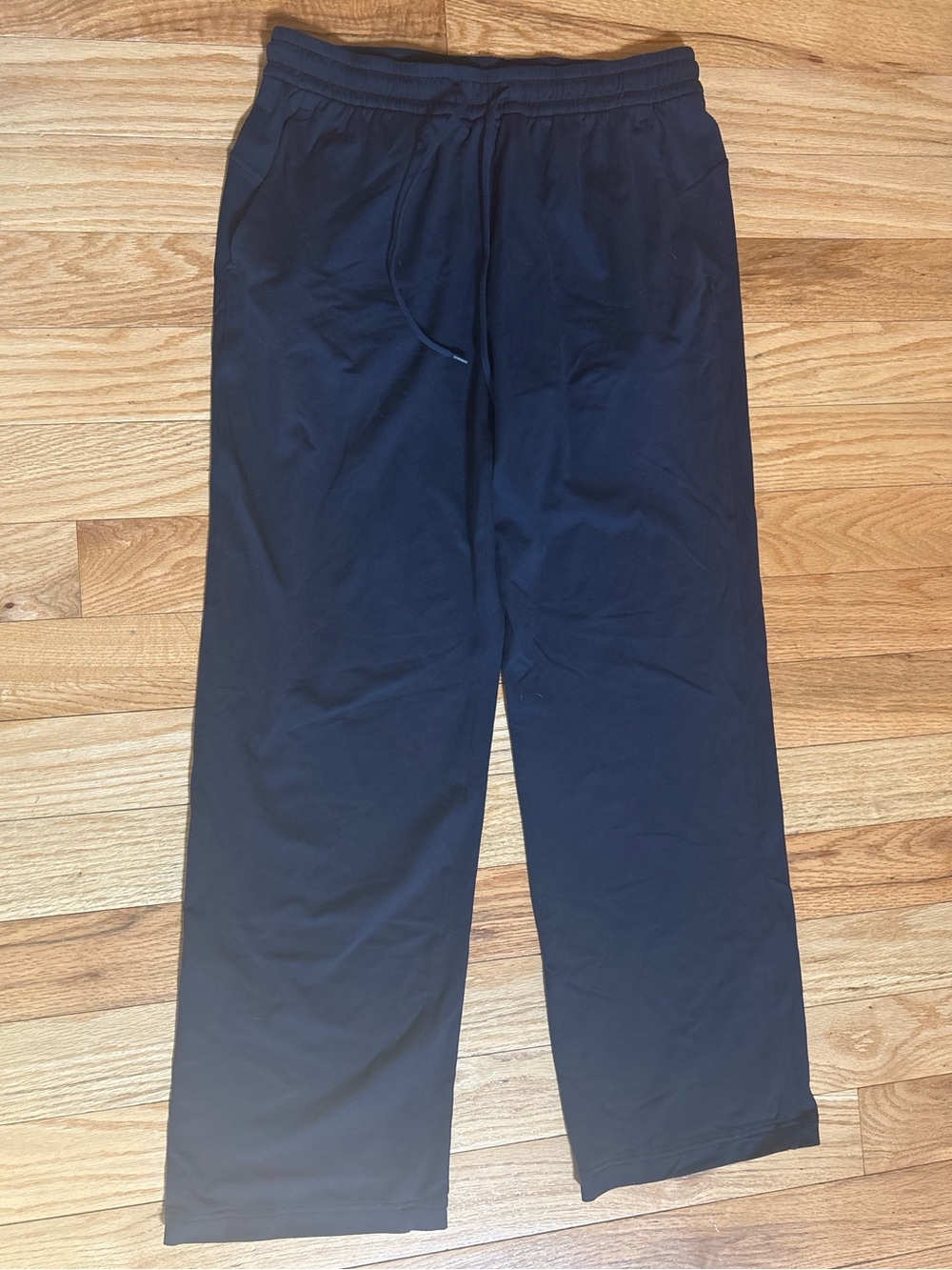 Lululemon Woman’s Navy Drawstring wide leg Pants - Comfortable Everyday Joggers